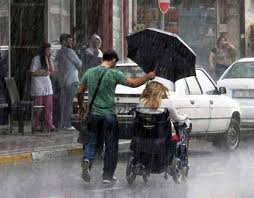 kind_umbrellaHold